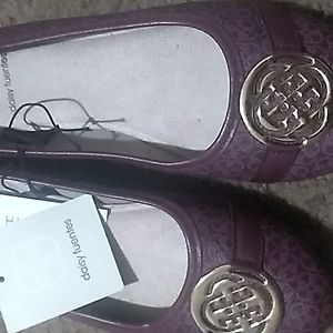Daisy Fuentes Size 8W